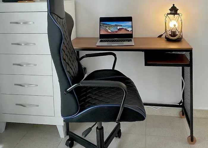 Apartamento Cozy And Sunny Over The Rooftops *